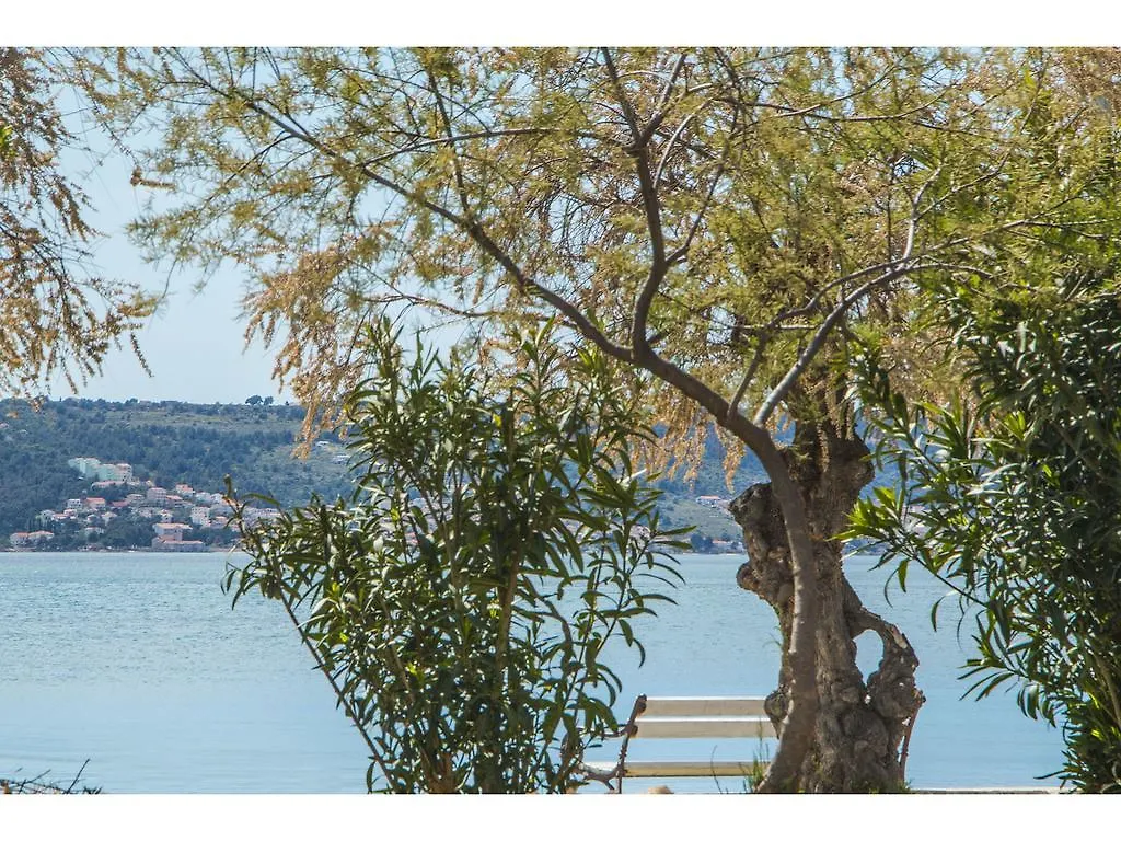 Apartment Dominko Kastel Stafilic