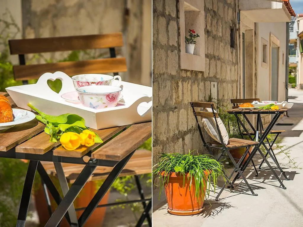 Apartment Dominko Kastel Stafilic  Kastela